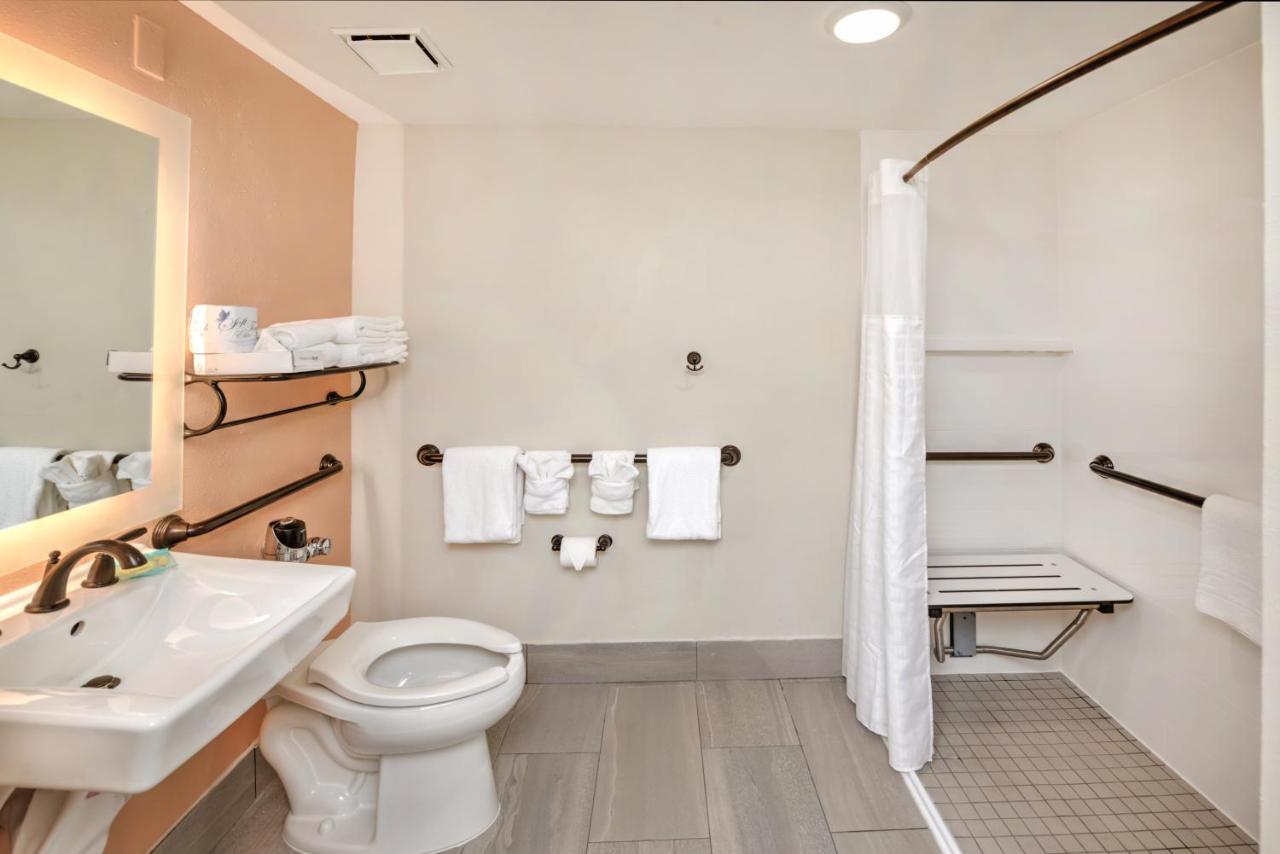 Queen Room Disability Access