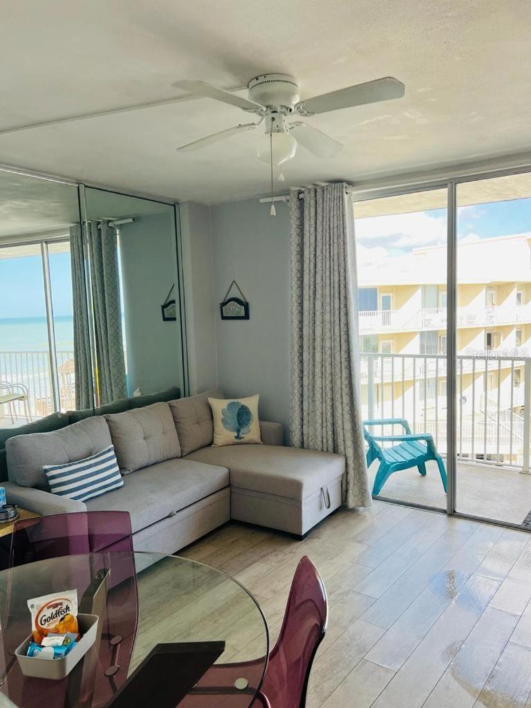 Studio Ocean View,1602909883:JPEG