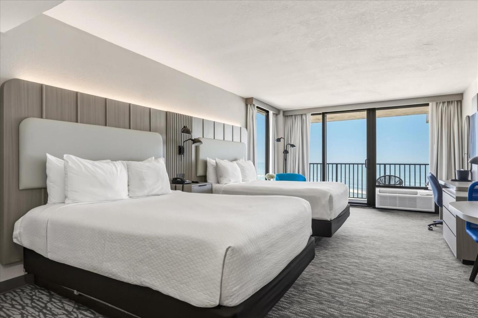 Queen Room Sea View