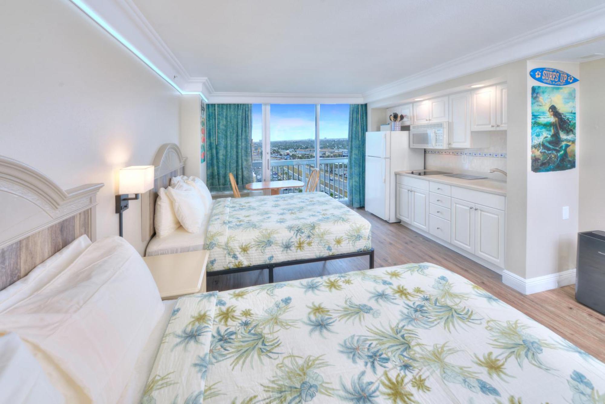 Deluxe Double Room Side Sea View