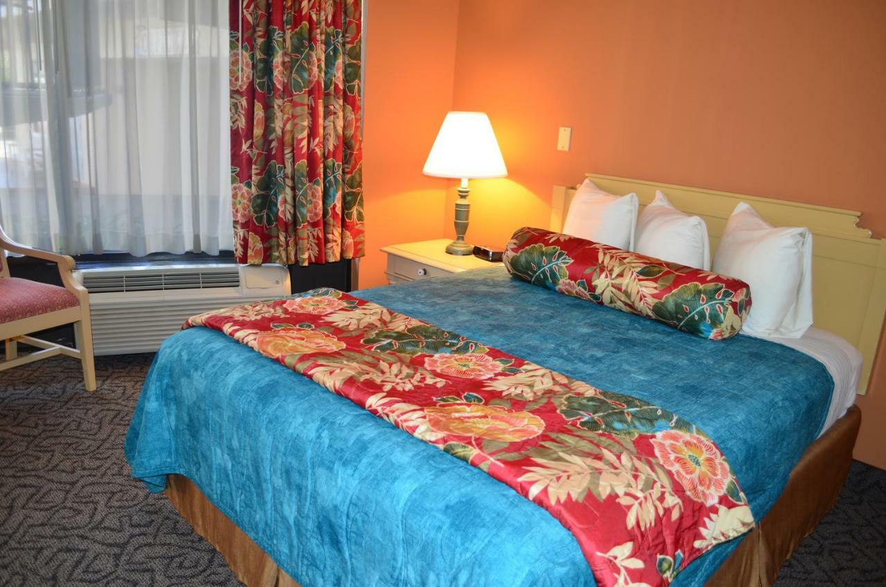 One-Bedroom Suite