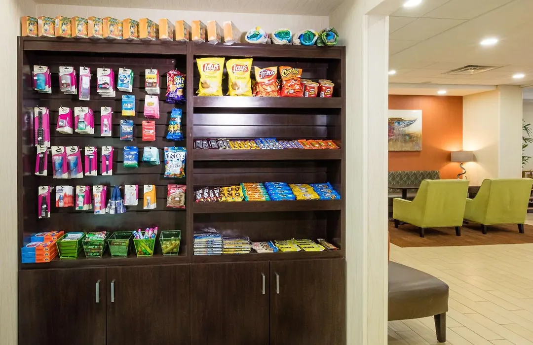 Hampton Inn Daytona Beach/Beachfront-1