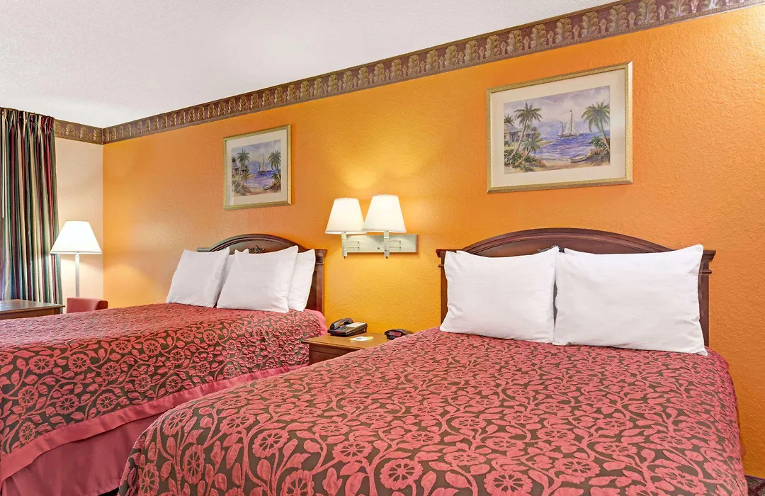 Sunset Inn Daytona Beach-1