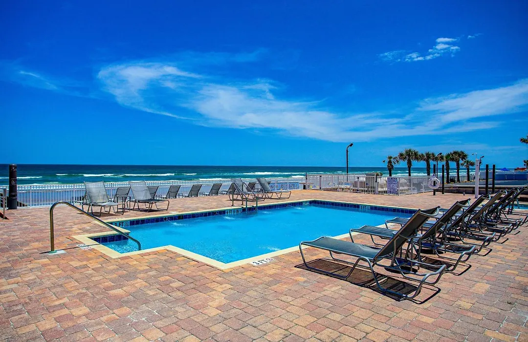 Beach House Inn With Pool & Hot Tub-1