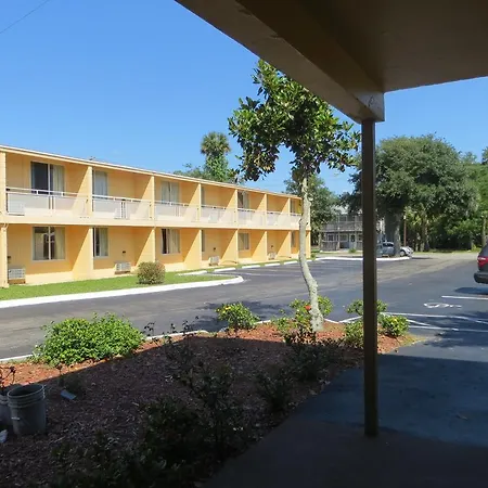 Host Inn Daytona Beach-3