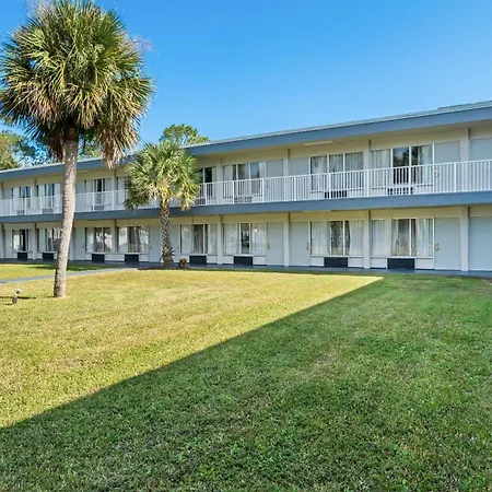 Suburban Studios Daytona Beach - Speedway-3