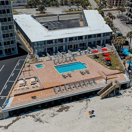 Beach House Inn With Pool & Hot Tub-2